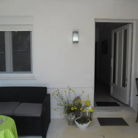 Apartment Krajici